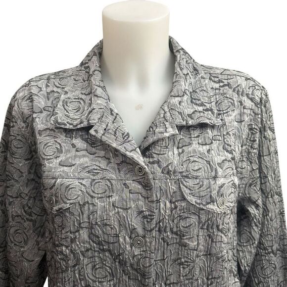Chico’s Gray Silver Rose Embossed Pattern Button Front Jacket sz 3/ XL - Picture 2 of 9